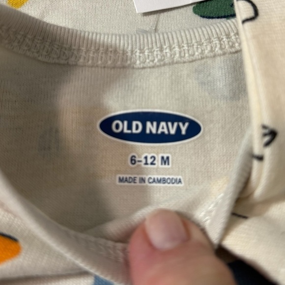 BABY - ONESIE - 5 PACK - NWT OR NWOT - SIZES 3-6 MONTHS and 6-12 MONTHS - B19 - Picture 9 of 12